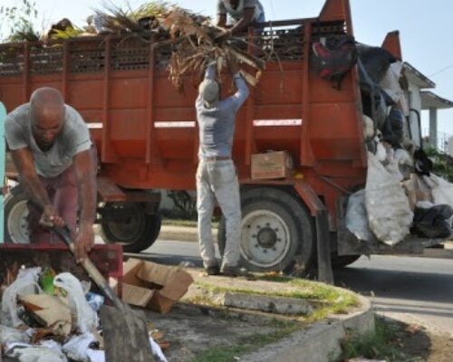 Combaten indisciplinas sociales en la higiene comunal