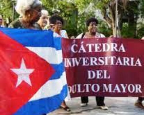 Destacan influencia de la Cátedra del Adulto Mayor en la formación integral