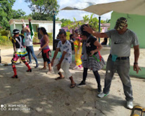 Disfrutan de recreación sana estudiantes de Morón