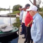 Machado Ventura checks aquaculture program in Morón