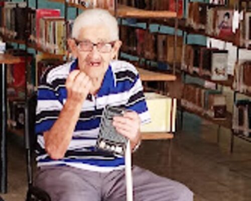 Rinden merecido homenaje al locutor Arquímedes Romo Pérez