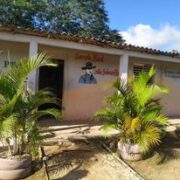 En La Rosa brilla una escuela