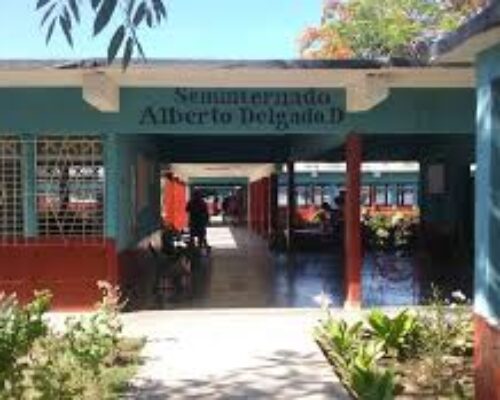Alistan Instituciones Educativas de Morón