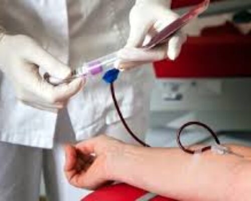 Trazan estrategias para impulsar donaciones de sangre
