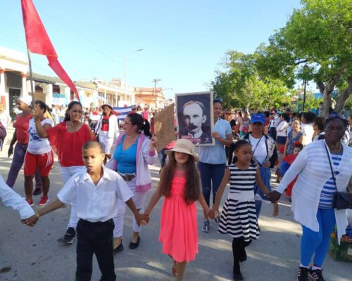 Homenaje a Martí en la ciudad de Morón