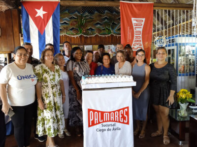 Reconocen a colectivos de Hotelería y Turismo