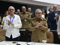 Asistió Raúl a sesión de la Asamblea Nacional