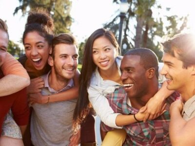 Amor y Amistad: más allá de los clichés