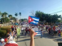 Combativo y entusiasta desfile por el Primero de Mayo